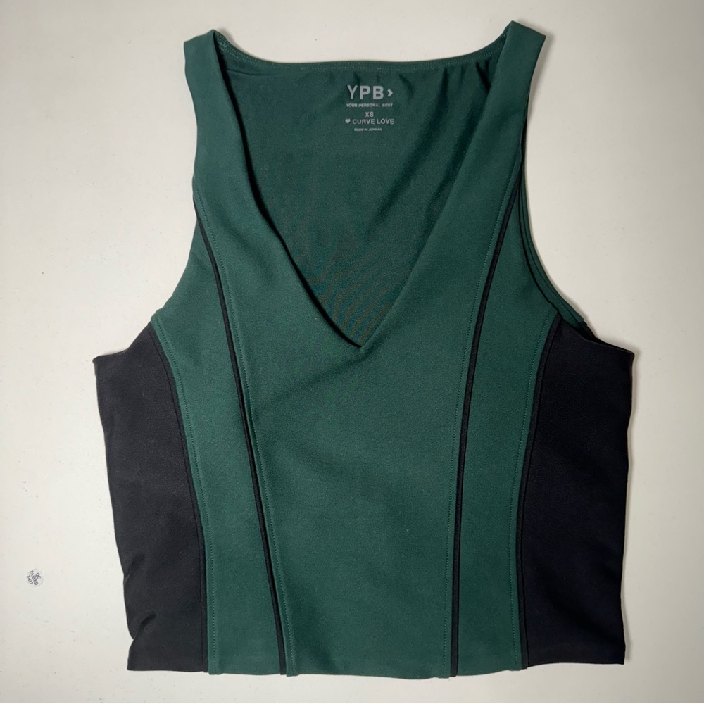 Abercrombie & Fitch YPB Curve Love sculptLUX Slim V-Neck Tank